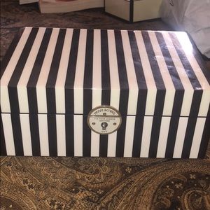 Henri bender Large jewelry box